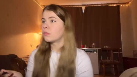 Snapshot of hirokosersen chatting on January 12, 11:48 am I am Amy ntmu Lets hit 10 Thumbs Up together online show from January 12, 11:48 am