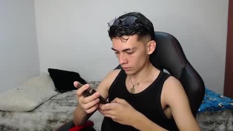 Hisokax online show from April 1, 4:35 am