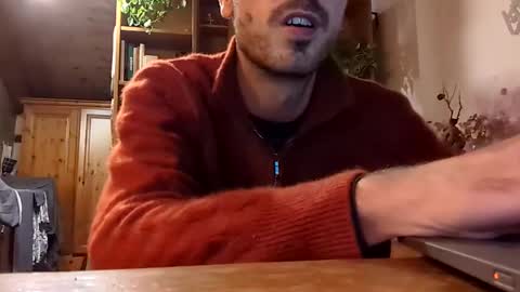 hitmenoww online show from November 24, 6:51 pm