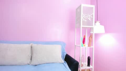 Snapshot of hiyakasudere_ chatting on September 30, 6:57 pm hiyakasudere_ online show from September 30, 6:57 pm