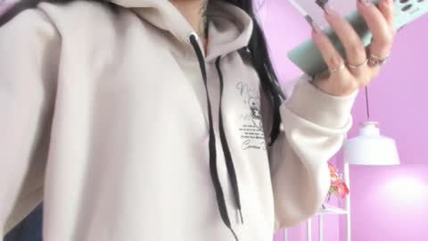 Snapshot of hiyakasudere_ chatting on October 1, 6:36 pm hiyakasudere_ online show from October 1, 6:36 pm