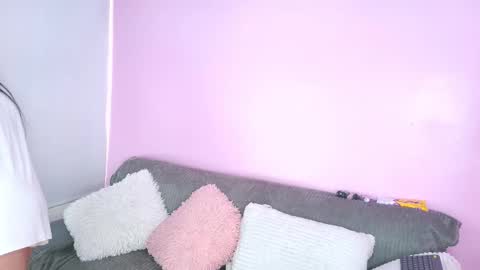 Snapshot of hiyakasudere_ chatting on October 14, 6:42 pm hiyakasudere_ online show from October 14, 6:42 pm