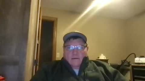 Snapshot of hmmtat chatting on January 8, 1:11 am hmmtat online show from January 8, 1:11 am