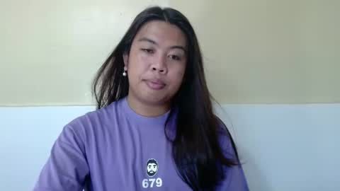 Snapshot of hoelykarina chatting on July 14, 4:50 am Karina3 online show from July 14, 4:50 am