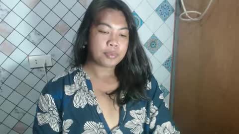 Layla3 online show from February 18, 3:02 am