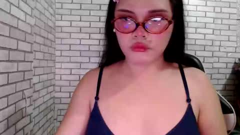 Melissa3 online show from April 10, 12:32 pm