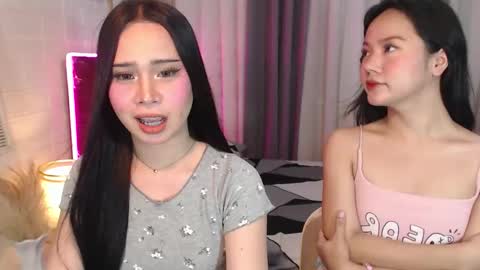 hoelymolly online show from February 24, 5:22 pm