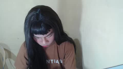 Snapshot of hoelyrafaela chatting on April 23, 7:52 am Rafaela3 online show from April 23, 7:52 am
