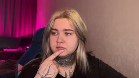 hoffmanite online show from April 6, 4:57 am