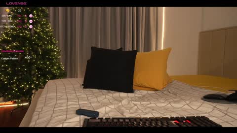 Snapshot of hojul chatting on January 7, 6:14 pm julia online show from January 7, 6:14 pm