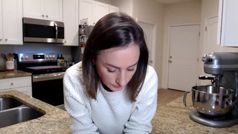 Holi Hurricane online show from January 16, 4:38 am