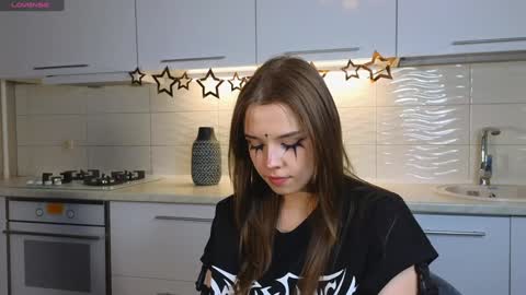 Lux online show from January 28, 9:19 pm