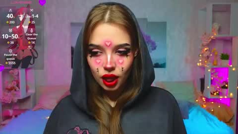 Lux online show from February 13, 7:10 pm