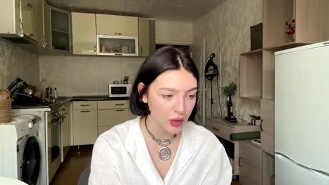 Snapshot of hollisguerrette chatting on February 25, 5:17 am Sofia online show from February 25, 5:17 am