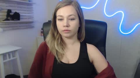 Holly online show from January 20, 10:40 am