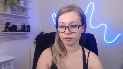 Holly online show from January 22, 6:31 am