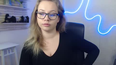 Holly online show from January 29, 5:40 am