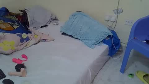 Snapshot of holly_molly11 chatting on September 15, 9:09 am holly molly11 online show from September 15, 9:09 am