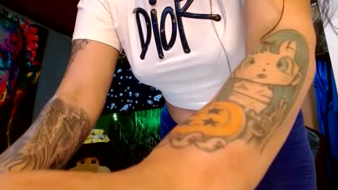 Snapshot of holly_thomsonx69 chatting on February 28, 8:28 pm holly_thomsonx69 online show from February 28, 8:28 pm