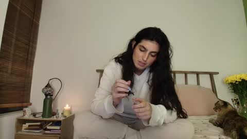 hollyshit_ online show from March 1, 1:51 am