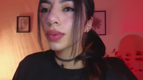 Snapshot of hollyxx_ chatting on April 30, 9:30 pm holly online show from April 30, 9:30 pm