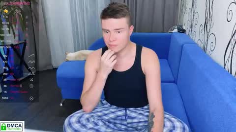 holy_eggs_00 online show from November 17, 5:19 pm