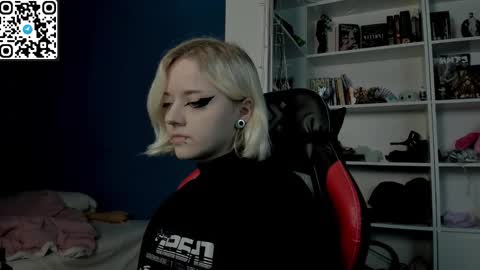 holy_mistresss online show from January 9, 9:34 am