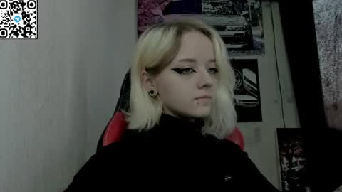 holy_mistresss online show from July 19, 9:13 am