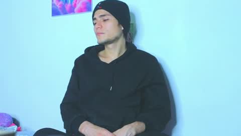      online show from April 10, 6:51 am