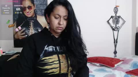 Snapshot of holydeath_1 chatting on October 11, 10:52 pm Milena online show from October 11, 10:52 pm