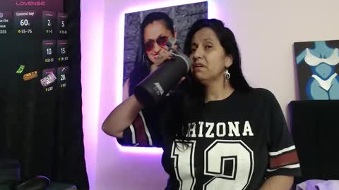 Snapshot of holydeath_1 chatting on November 10, 11:37 pm Milena online show from November 10, 11:37 pm