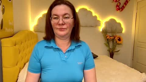 holymilfa online show from February 2, 10:46 am