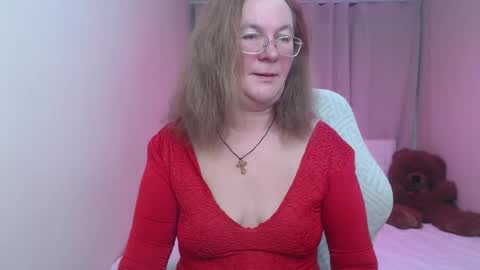 holymilfa online show from April 20, 12:41 pm