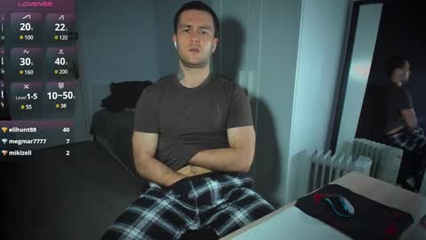 Andrew online show from February 19, 7:27 pm