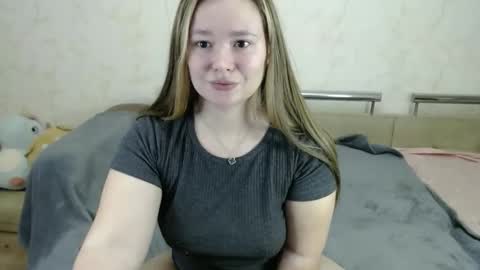 honey_caramelle online show from February 6, 7:51 pm