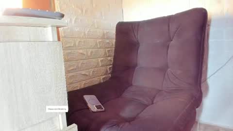 Snapshot of honey_darcy chatting on May 24, 5:34 am honey_darcy online show from May 24, 5:34 am