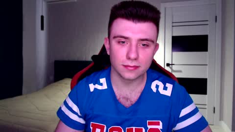 Snapshot of honey_furry chatting on January 15, 1:31 pm Wolfy online show from January 15, 1:31 pm