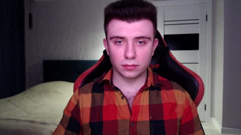 Snapshot of honey_furry chatting on January 23, 7:40 pm Wolfy online show from January 23, 7:40 pm