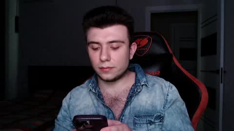 Snapshot of honey_furry chatting on February 1, 5:49 am Wolfy online show from February 1, 5:49 am