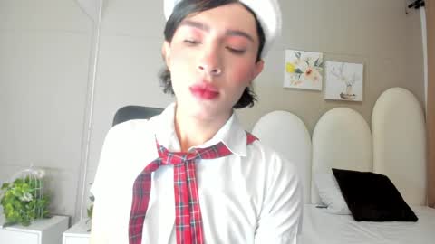 honey_hex_ online show from May 13, 12:57 pm