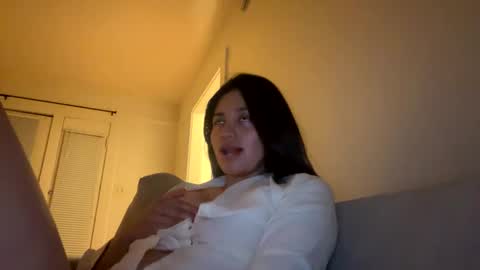 honey_laila online show from February 16, 6:10 am