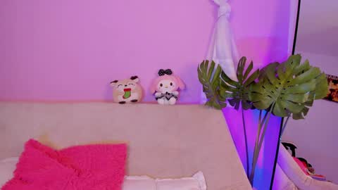 Milenka online show from April 17, 6:44 pm