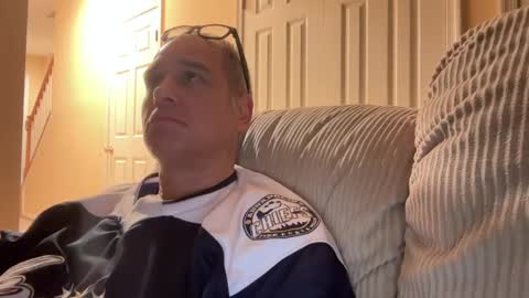 honey_man14 online show from December 9, 2:34 am