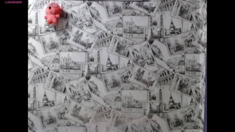 Lina online show from December 17, 1:27 pm