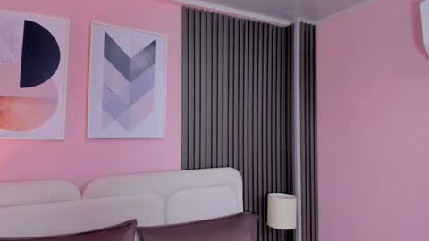 Snapshot of honey_sofii_ chatting on October 1, 11:49 am honey_sofii_ online show from October 1, 11:49 am