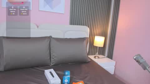 Snapshot of honey_sofii_ chatting on November 5, 11:21 am honey_sofii_ online show from November 5, 11:21 am