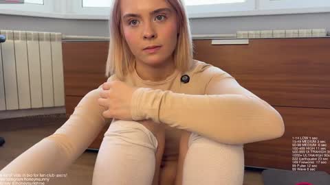 Jenyanew vid how I squirt in forest in bio online show from March 31, 8:48 am