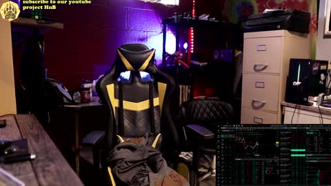 Snapshot of honeyand_thebear chatting on December 2, 4:53 pm Honey and Bear online show from December 2, 4:53 pm