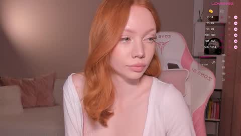 honeyautumn online show from March 8, 10:35 pm