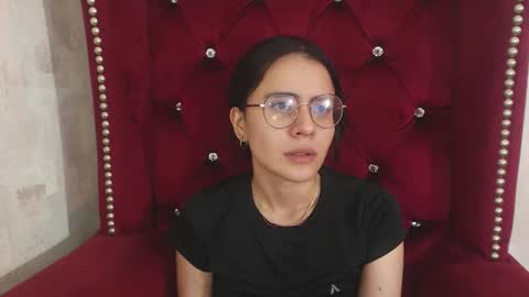 Emily online show from November 23, 3:01 pm